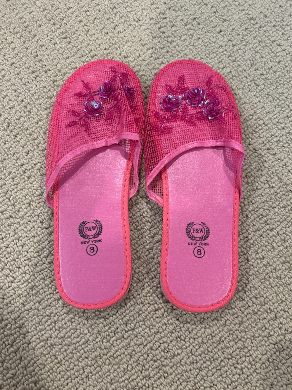 Women’s mesh sandals